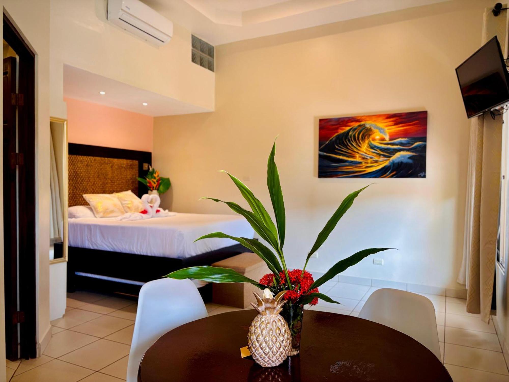 Las Brisas Resort And Villas جاكو الغرفة الصورة