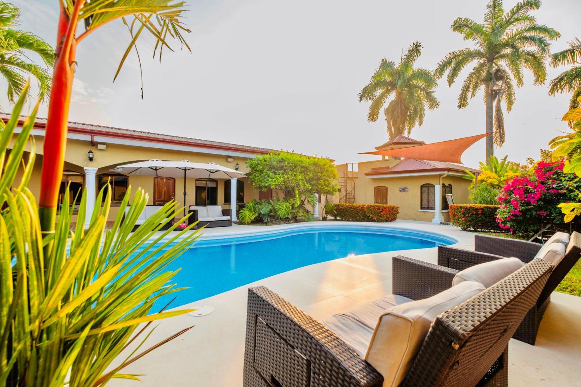 Las Brisas Resort And Villas جاكو المظهر الخارجي الصورة